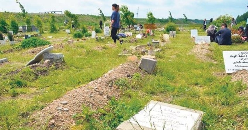 Müslüman mezarlarına yine saldırı gerçekleşti - Avrupa Haberleri