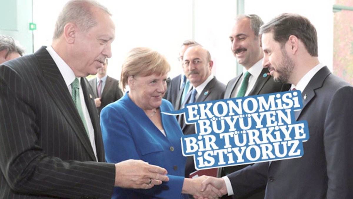  Merkel ve Erdoğan'ın ortak basın toplantısı}